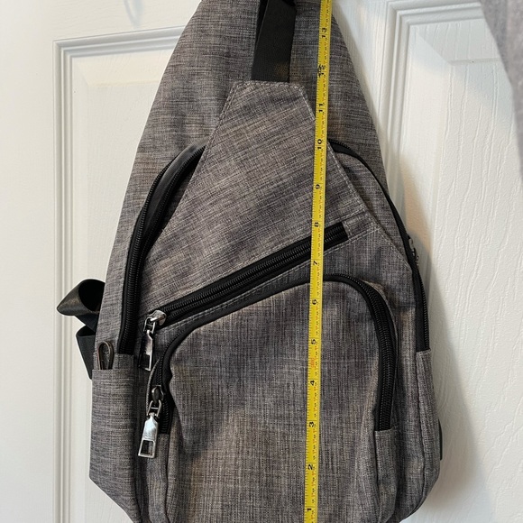 Gray canvas crossbody bag / purse. - Picture 1 of 6